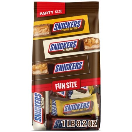 SNICKERS Original, Almond and Crunchy Peanut Butter Fun Size Chocolate Bars, Chocolate Candy Variety Pack, Halloween Party Size, 24.02 Oz. Candy Bag 8 n3